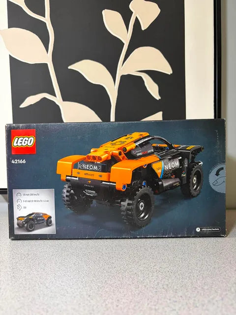 LEGO Technic – McLaren NEOM Extreme E